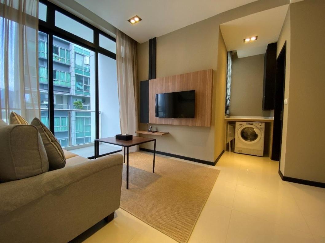 Momentus Serviced Residences Novena Singapur Exterior foto